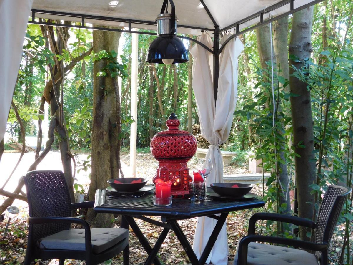 Appartamento Con Piscina Immersa Nel Verde Cascina Exterior foto